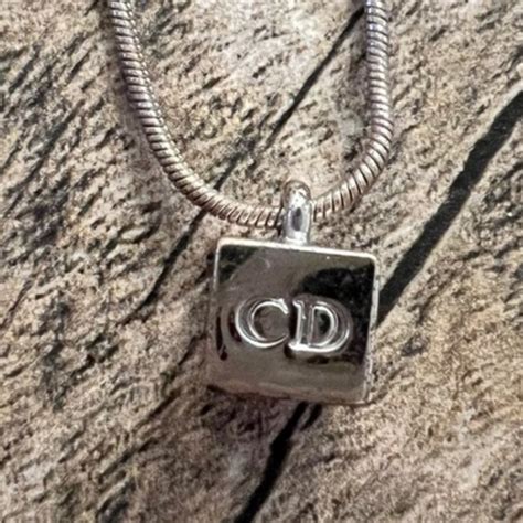 dior cube necklace